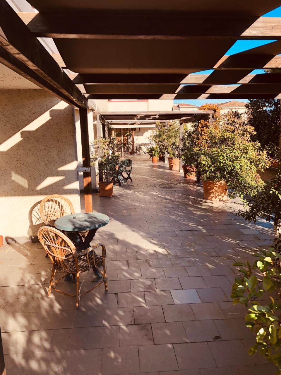 Hotel Delfina Signa Exterior foto